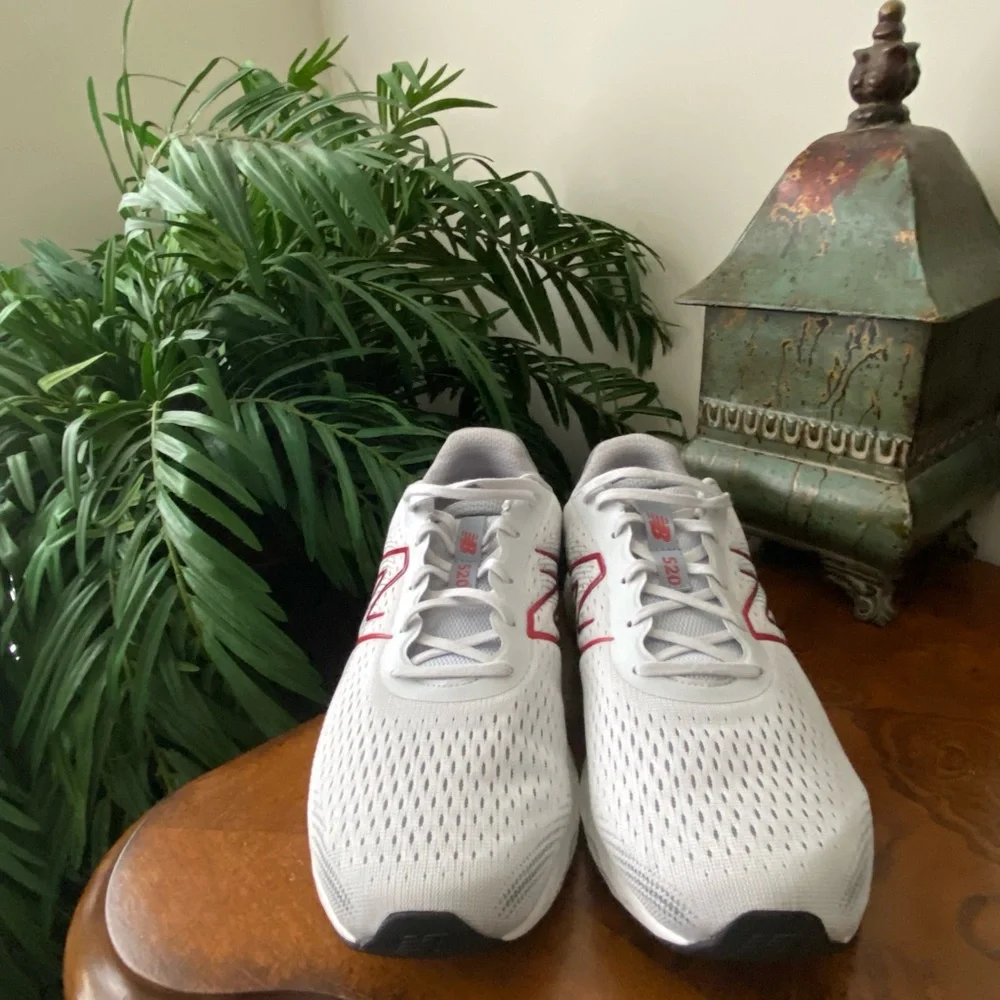 New Balance Light Gray Athletic Shoes - Picture 2 of 9